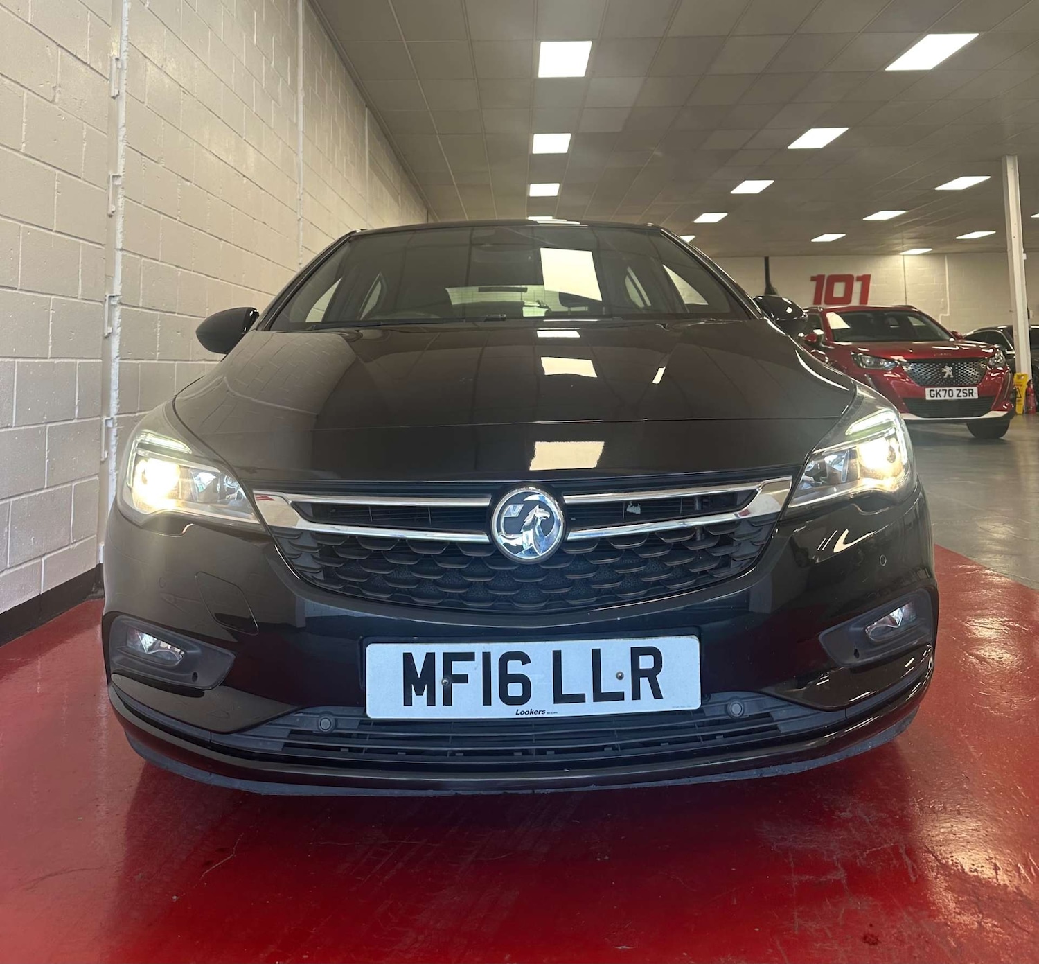 Used Vauxhall Astra 2016 for sale - 78155676: Photo 2