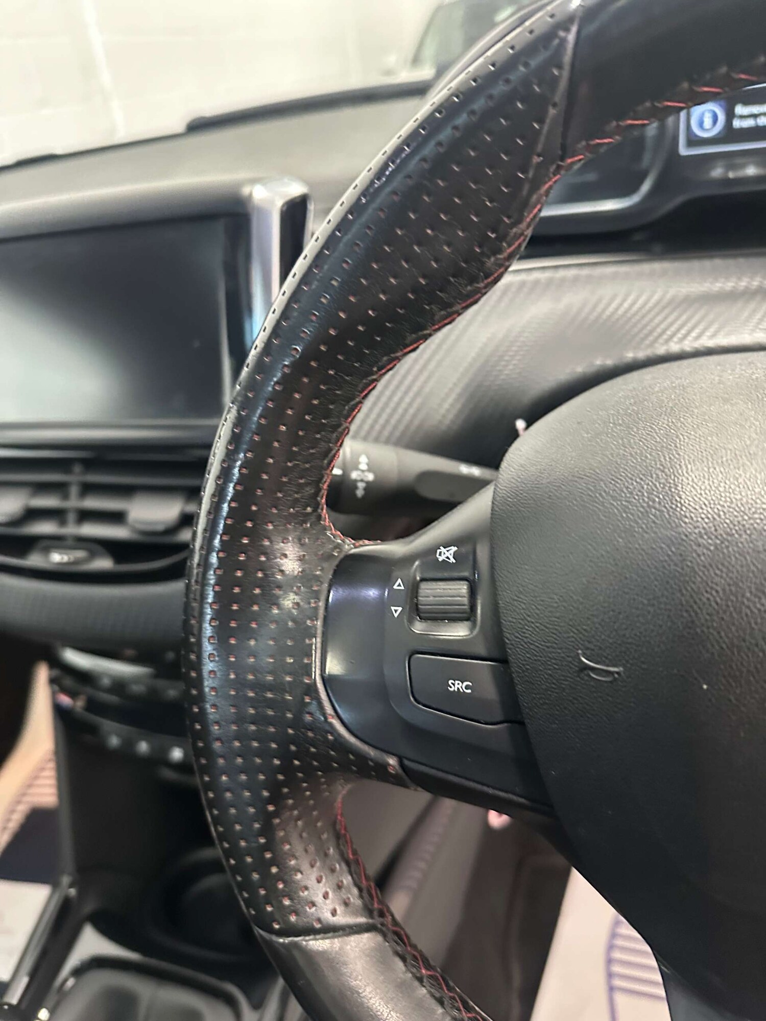 Used Peugeot 2008 2018 for sale - 78106742: Photo 30