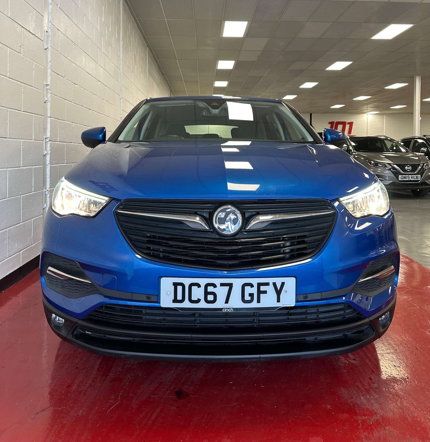 Used Vauxhall Grandland X 2018 for sale - 78106644: Photo 2