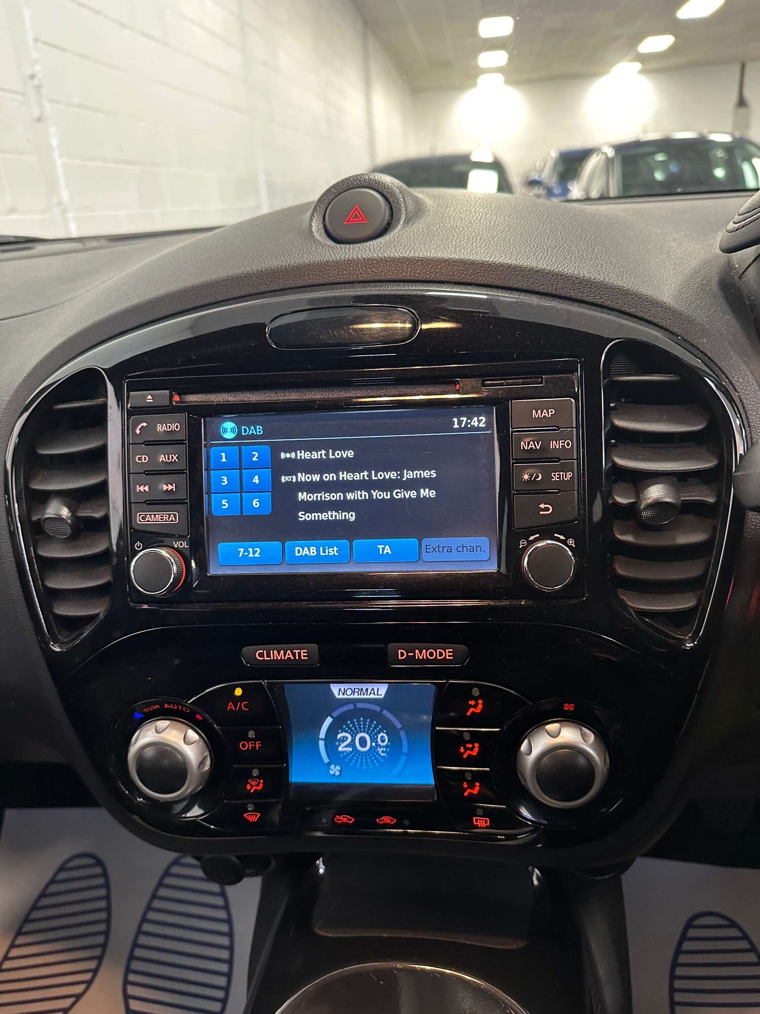 Used Nissan Juke 2016 for sale - 78112460: Photo 24