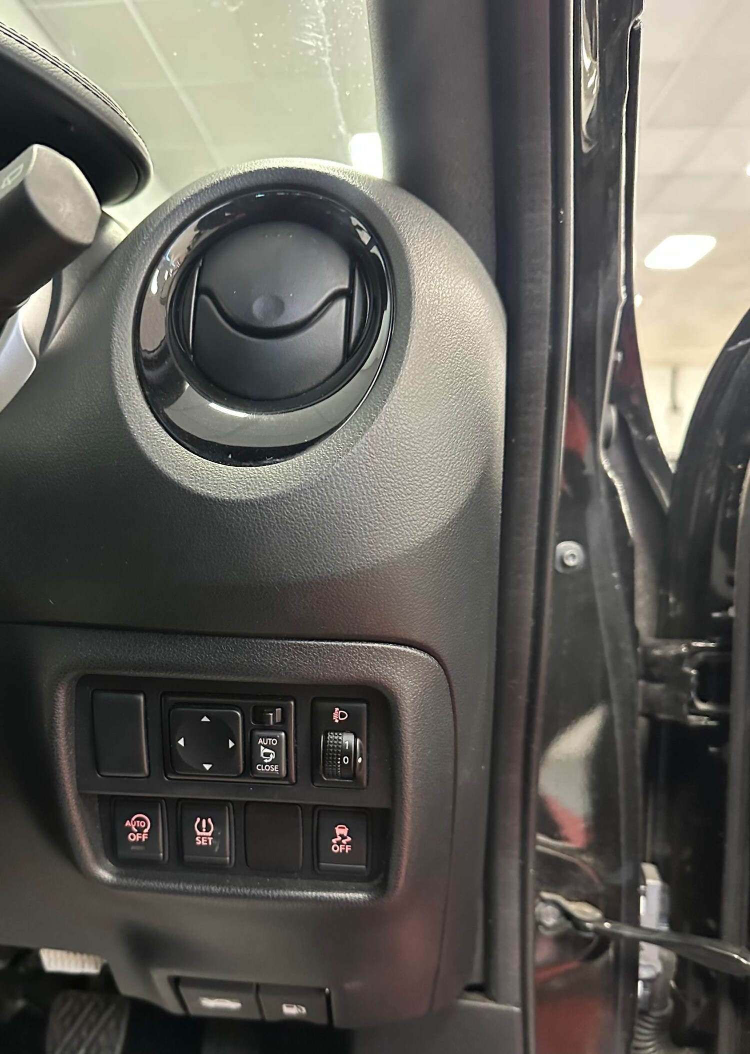 Used Nissan Juke 2016 for sale - 78112460: Photo 27