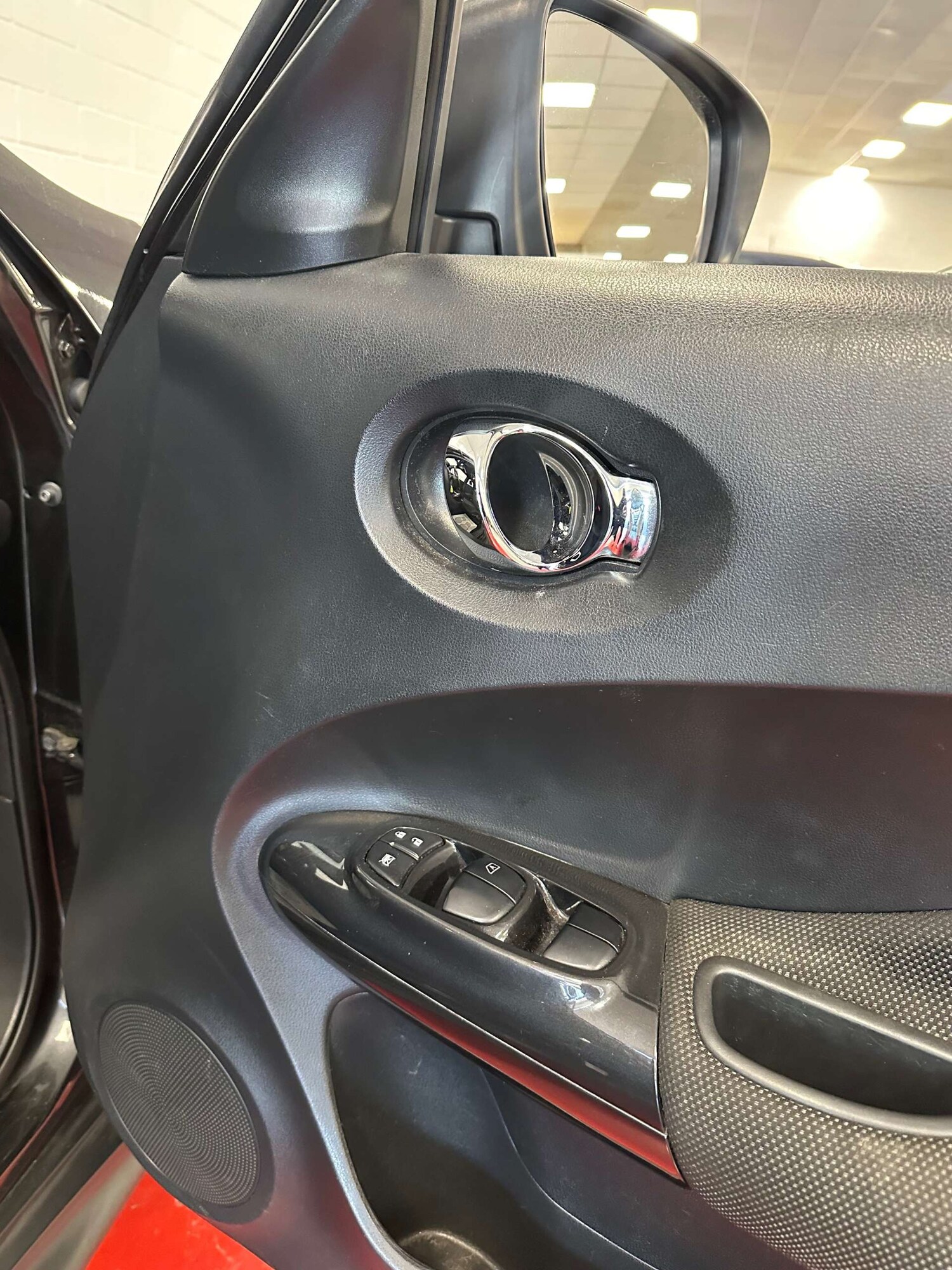 Used Nissan Juke 2016 for sale - 78112460: Photo 28