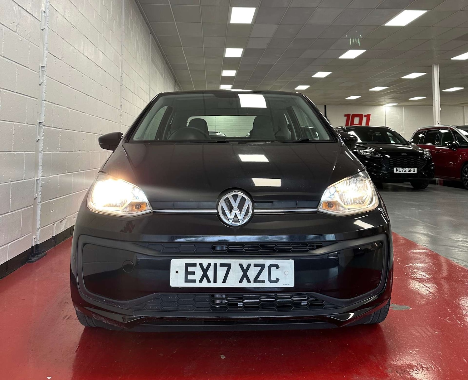 Used Volkswagen up! 2017 for sale - 78106736: Photo 2