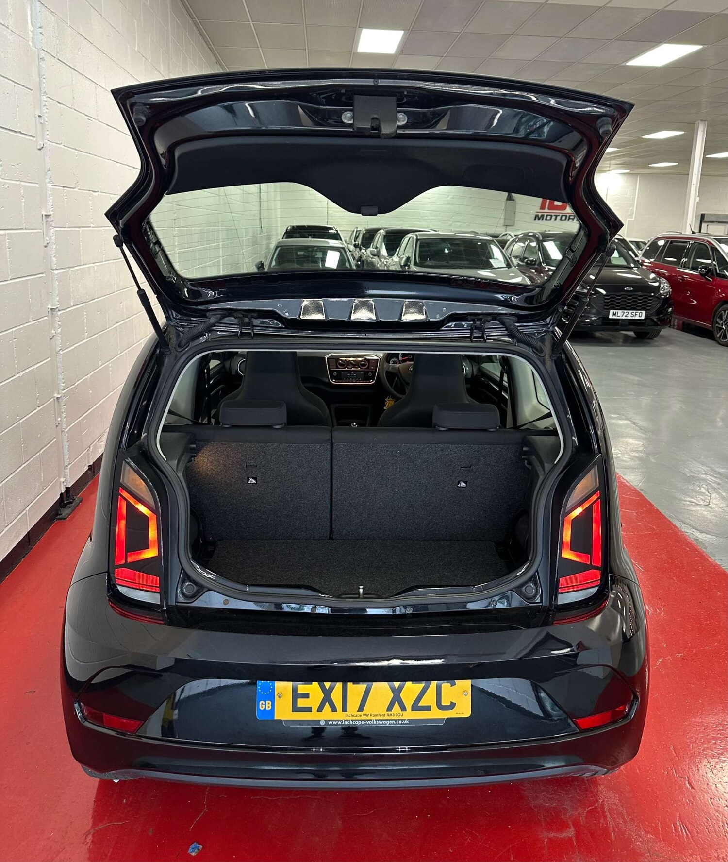 Used Volkswagen up! 2017 for sale - 78106736: Photo 8