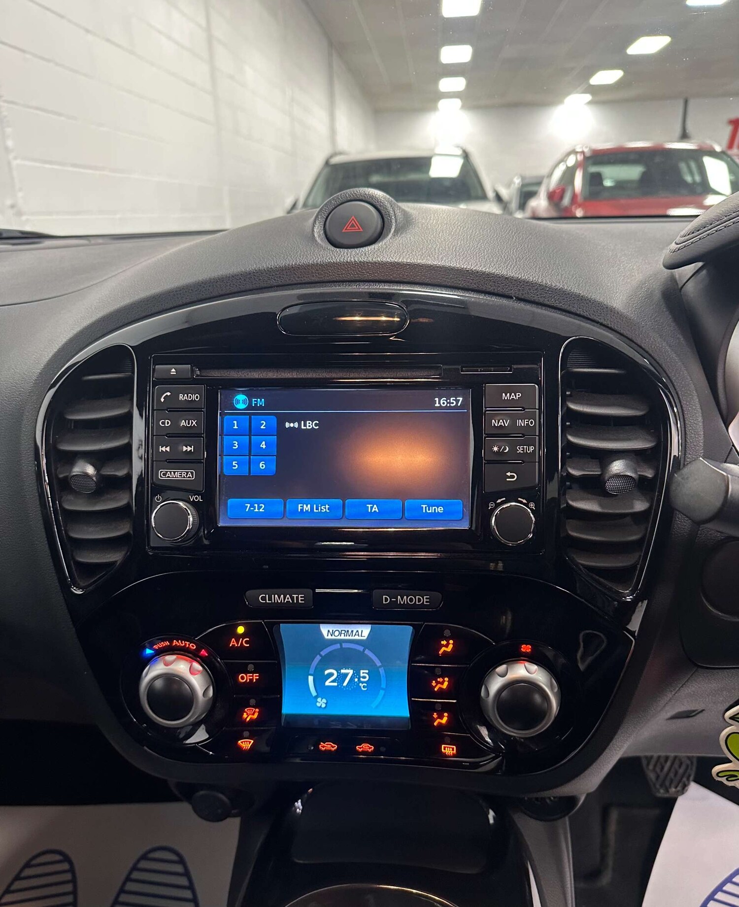 Used Nissan Juke 2015 for sale - 78106747: Photo 22