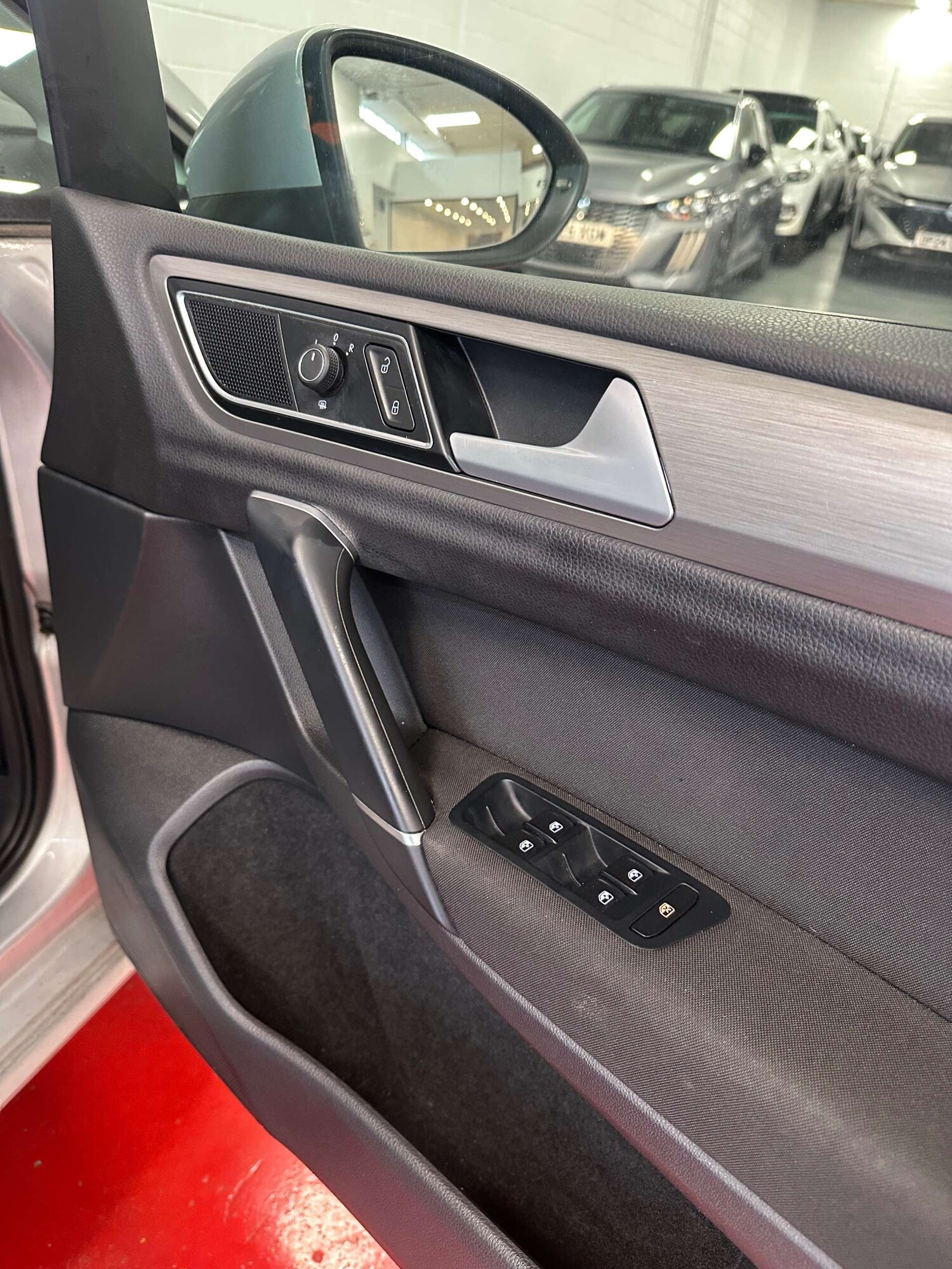 Used Volkswagen Golf SV 2016 for sale - 78106760: Photo 29