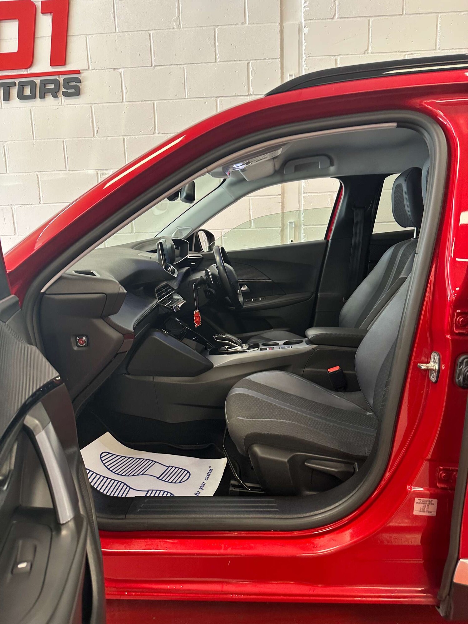 Used Peugeot 2008 2020 for sale - 78106711: Photo 12