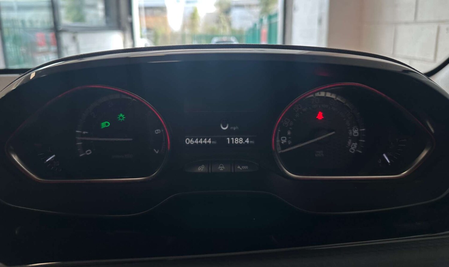 Used Peugeot 2008 2017 for sale - 78106727: Photo 18