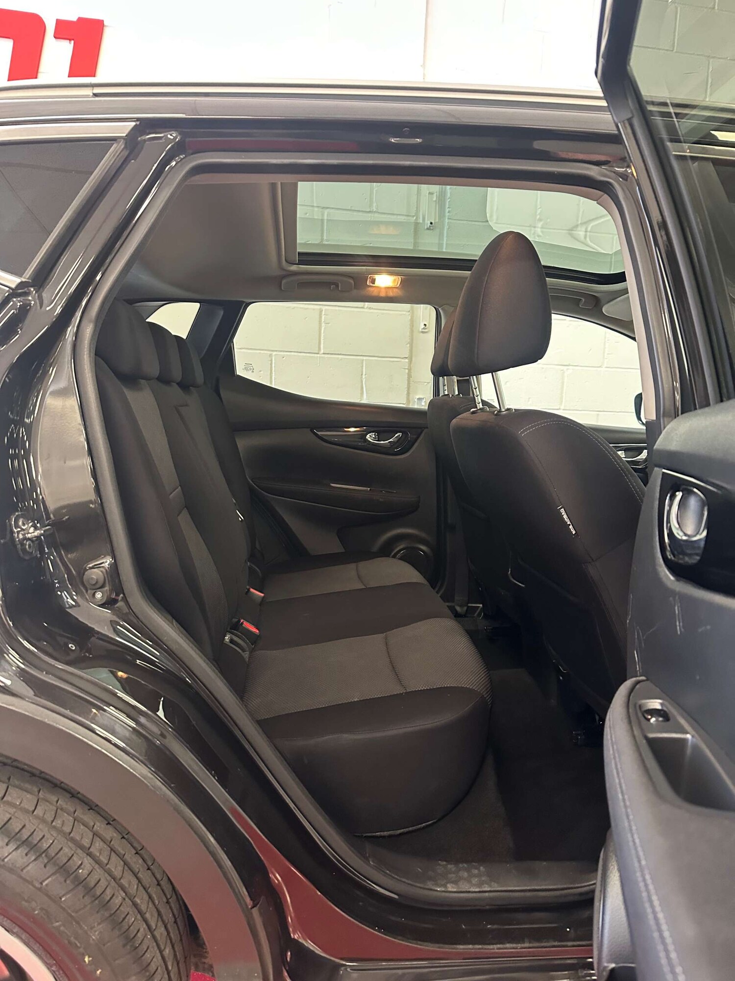 Used Nissan Qashqai 2017 for sale - 78106731: Photo 19