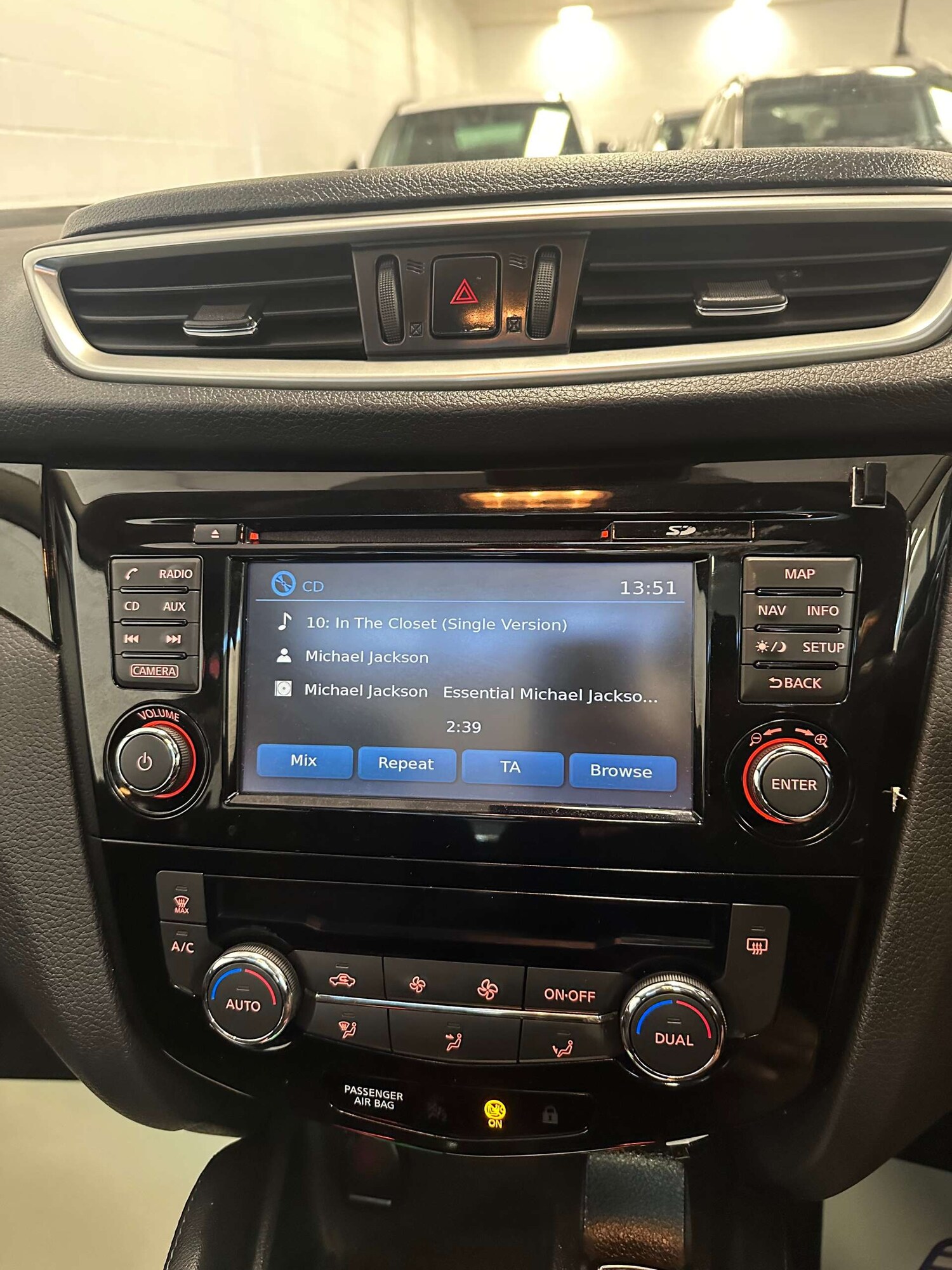 Used Nissan Qashqai 2017 for sale - 78106731: Photo 24