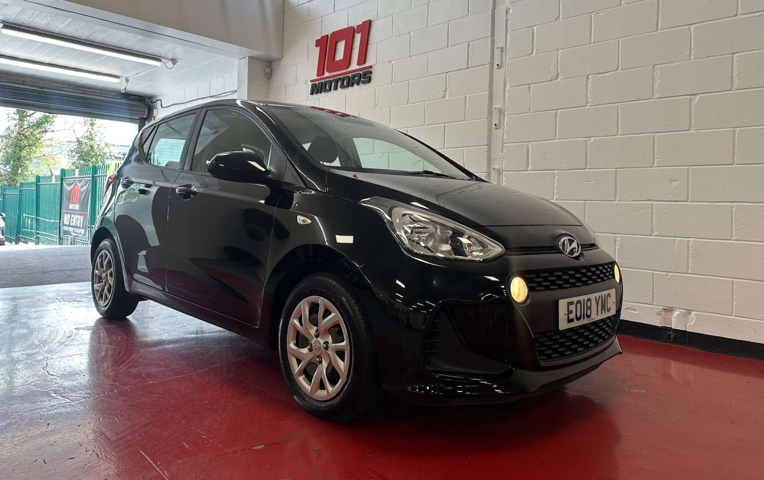 Used Hyundai i10 2018 for sale - 78198757: Photo 1