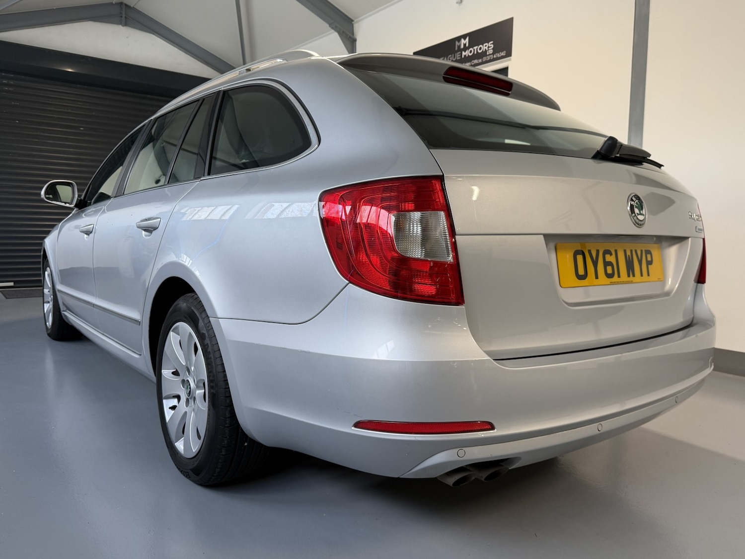 Used Skoda Superb 2011 for sale - 77715048: Photo 10