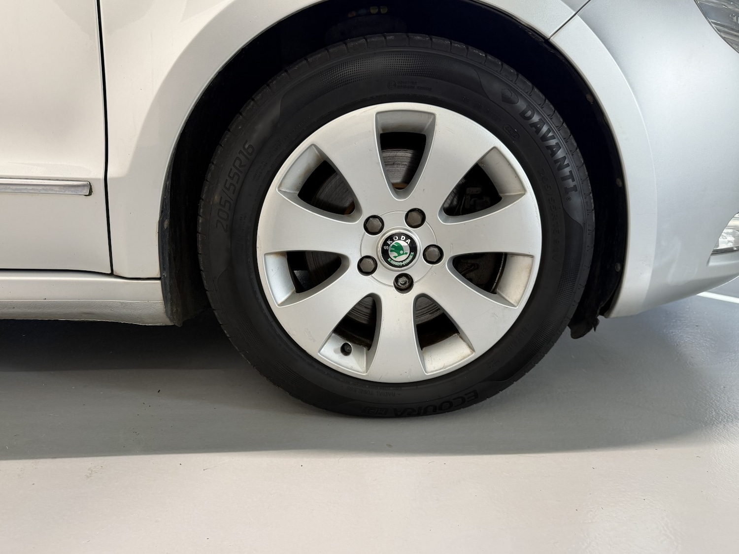 Used Skoda Superb 2011 for sale - 77715048: Photo 18