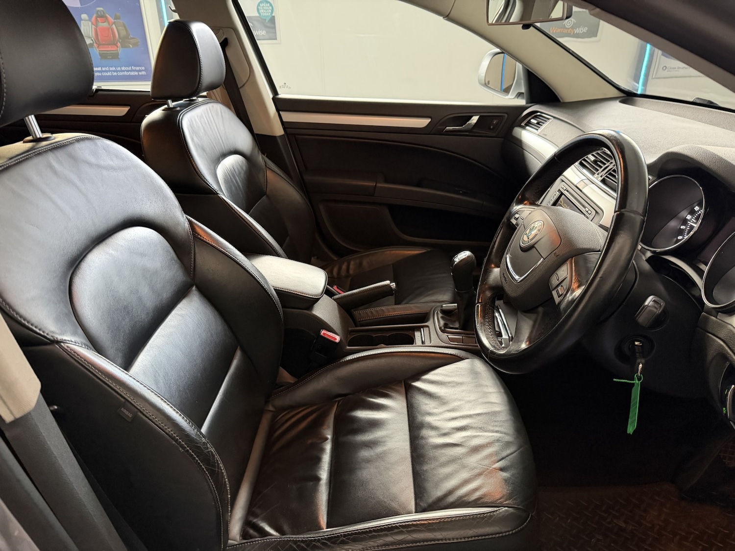 Used Skoda Superb 2011 for sale - 77715048: Photo 21