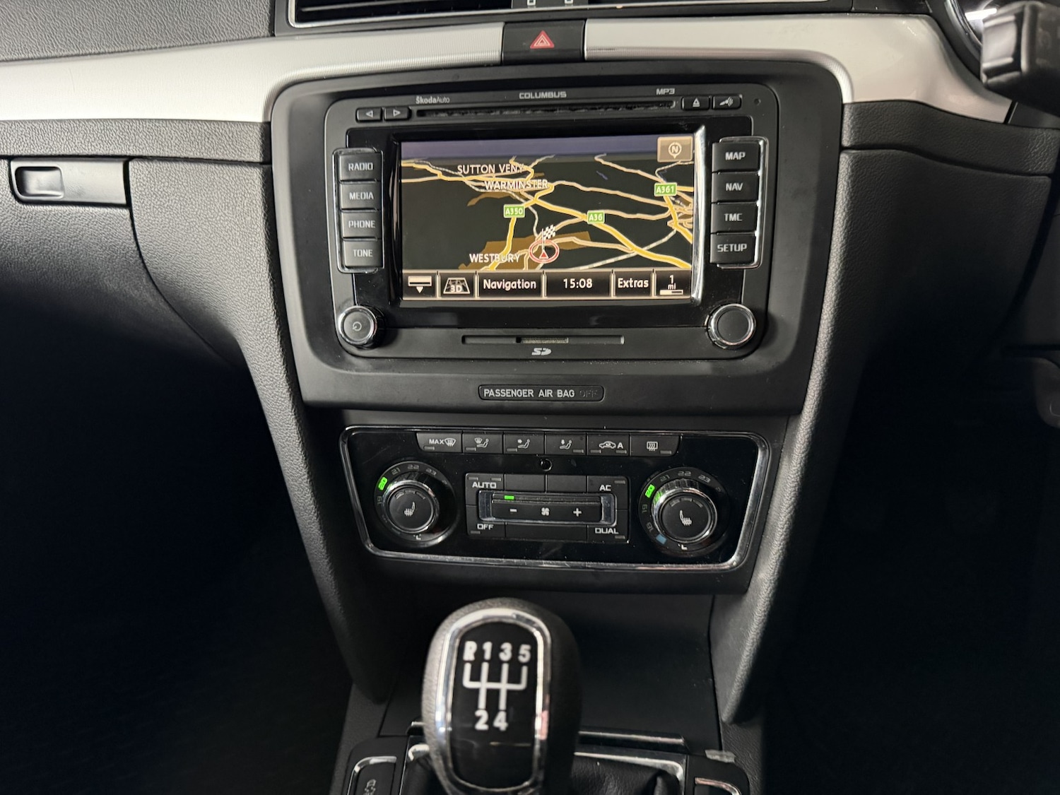 Used Skoda Superb 2011 for sale - 77715048: Photo 24