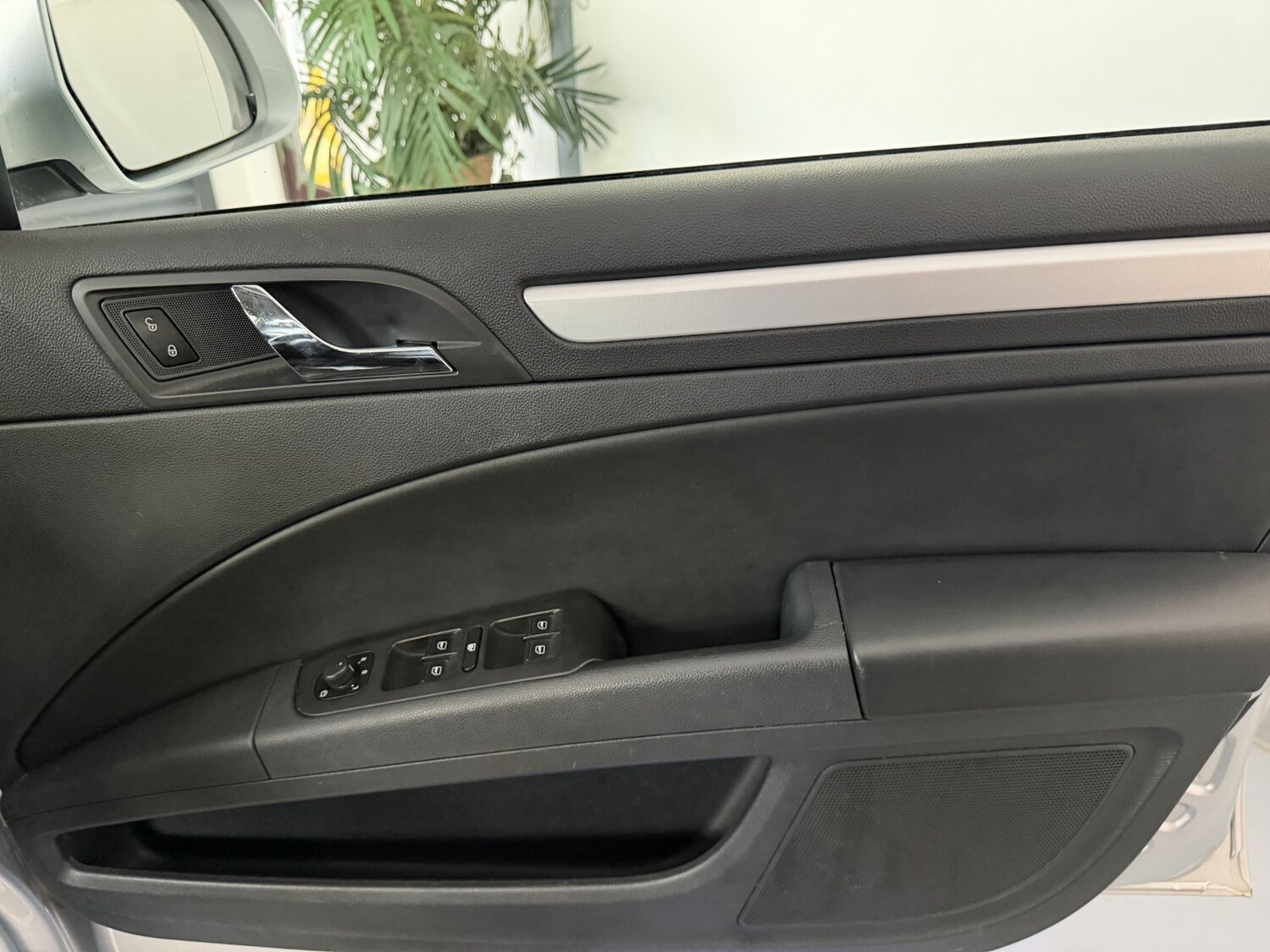 Used Skoda Superb 2011 for sale - 77715048: Photo 33