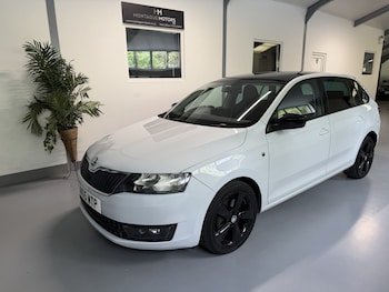 Used Skoda Rapid Spaceback 2015 for sale - 79386282: Photo