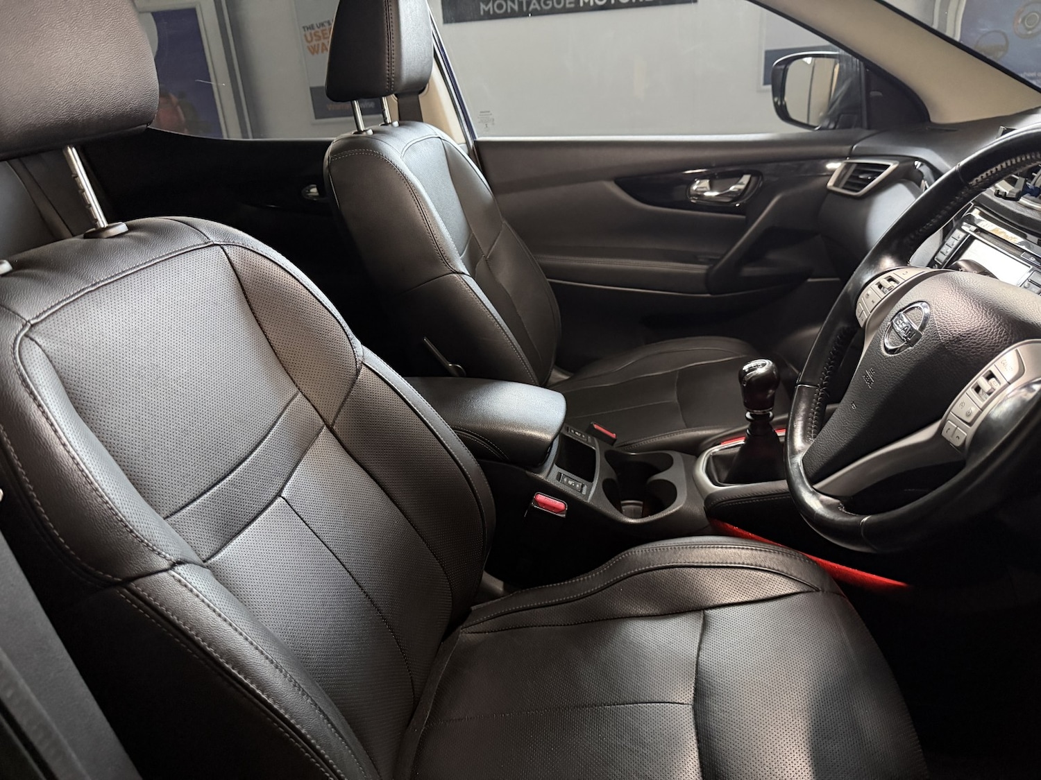 Used Nissan Qashqai 2015 for sale - 76598752: Photo 17