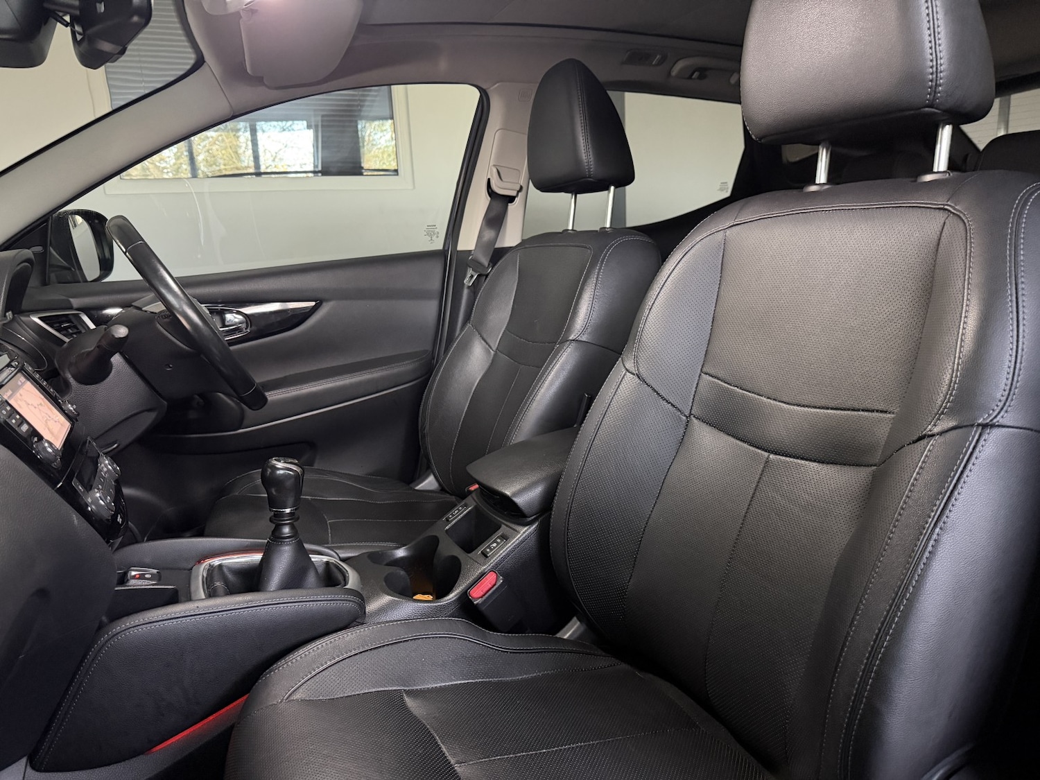 Used Nissan Qashqai 2015 for sale - 76598752: Photo 29