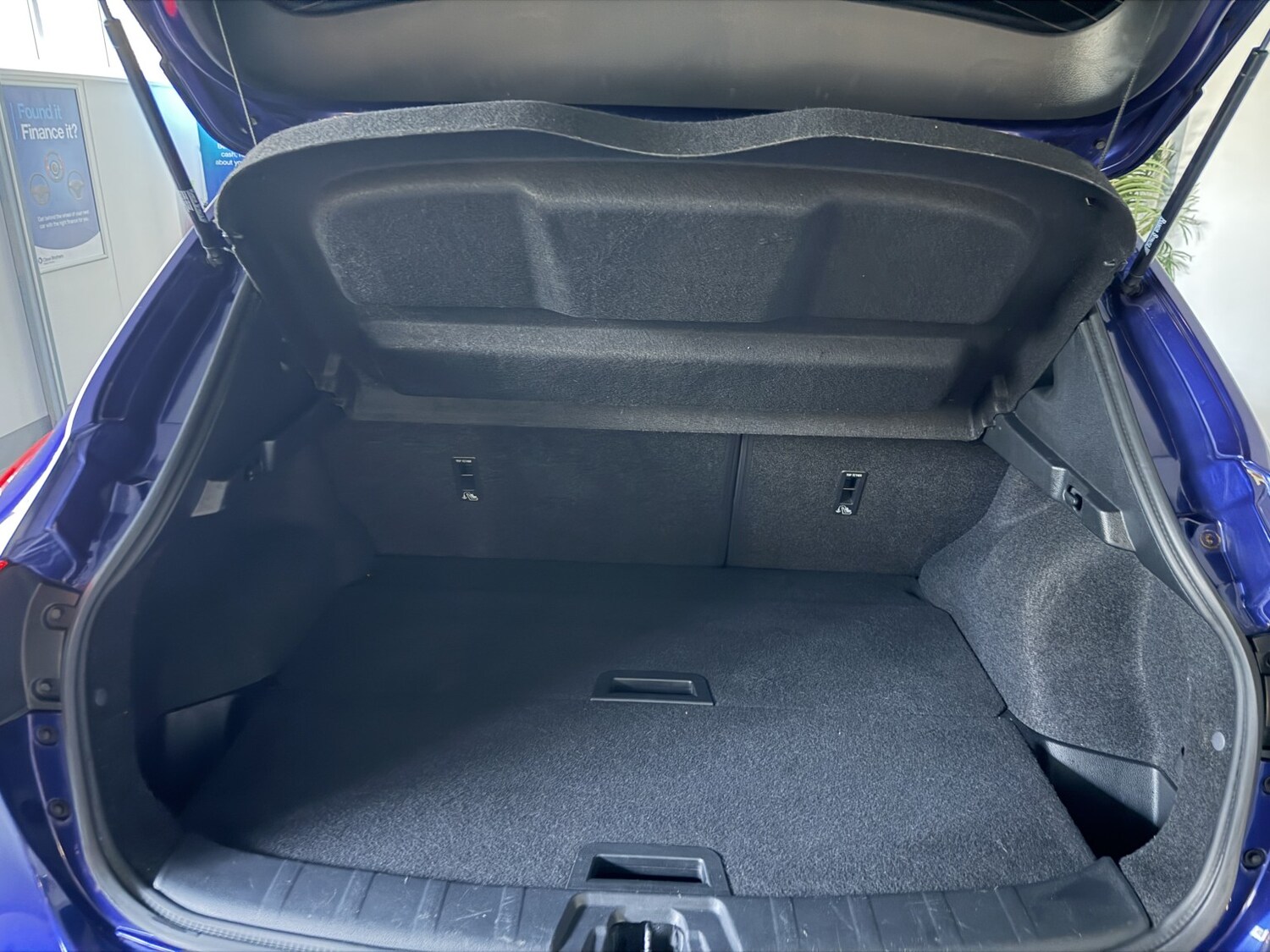 Used Nissan Qashqai 2015 for sale - 76598752: Photo 31