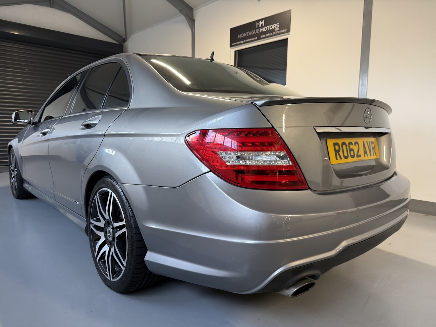 Used Mercedes-Benz C Class 2012 for sale - 77709090: Photo 10