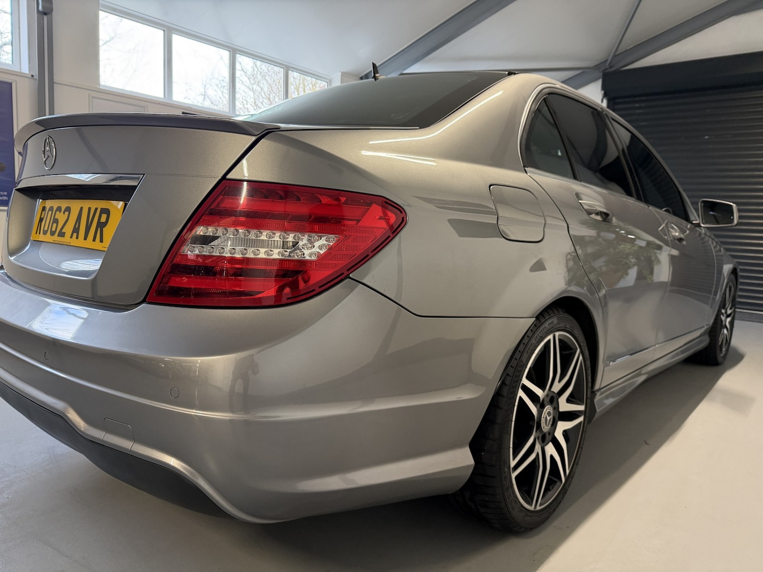 Used Mercedes-Benz C Class 2012 for sale - 77709090: Photo 12