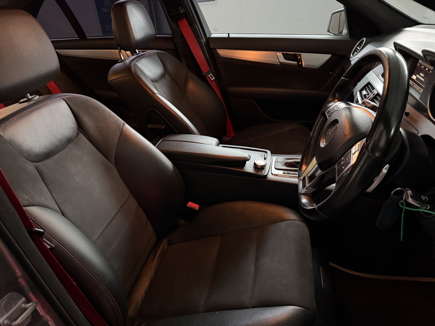 Used Mercedes-Benz C Class 2012 for sale - 77709090: Photo 23