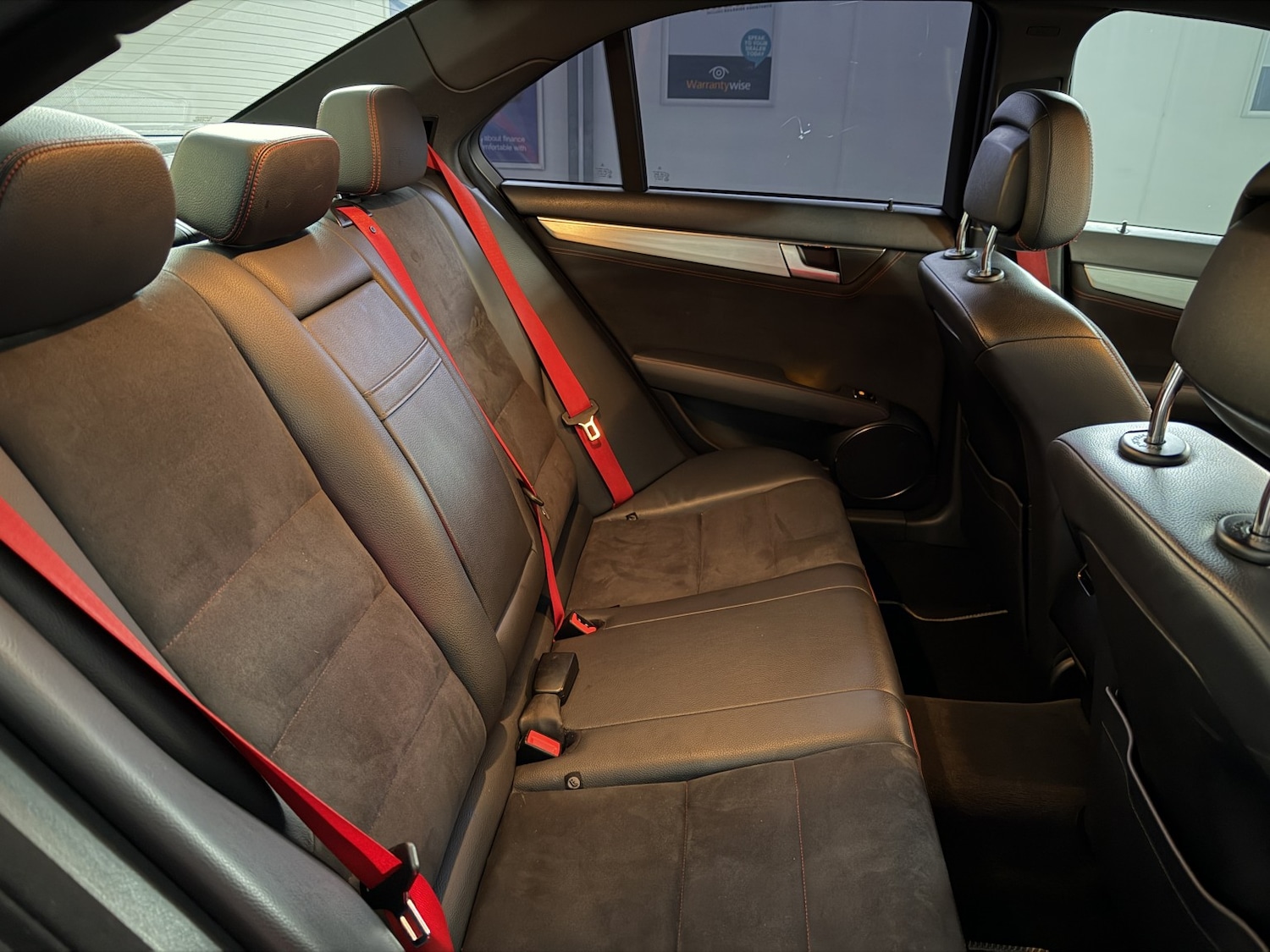 Used Mercedes-Benz C Class 2012 for sale - 77709090: Photo 30