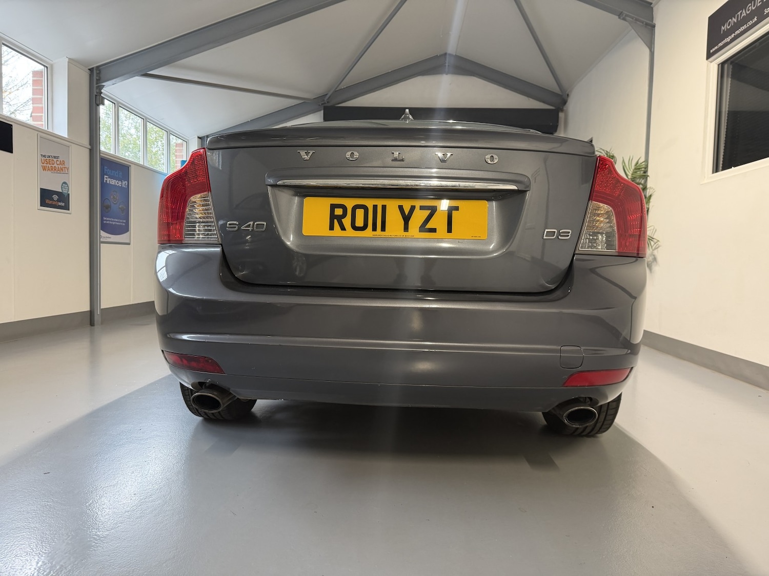 Used Volvo S40 2011 for sale - 76497575: Photo 12