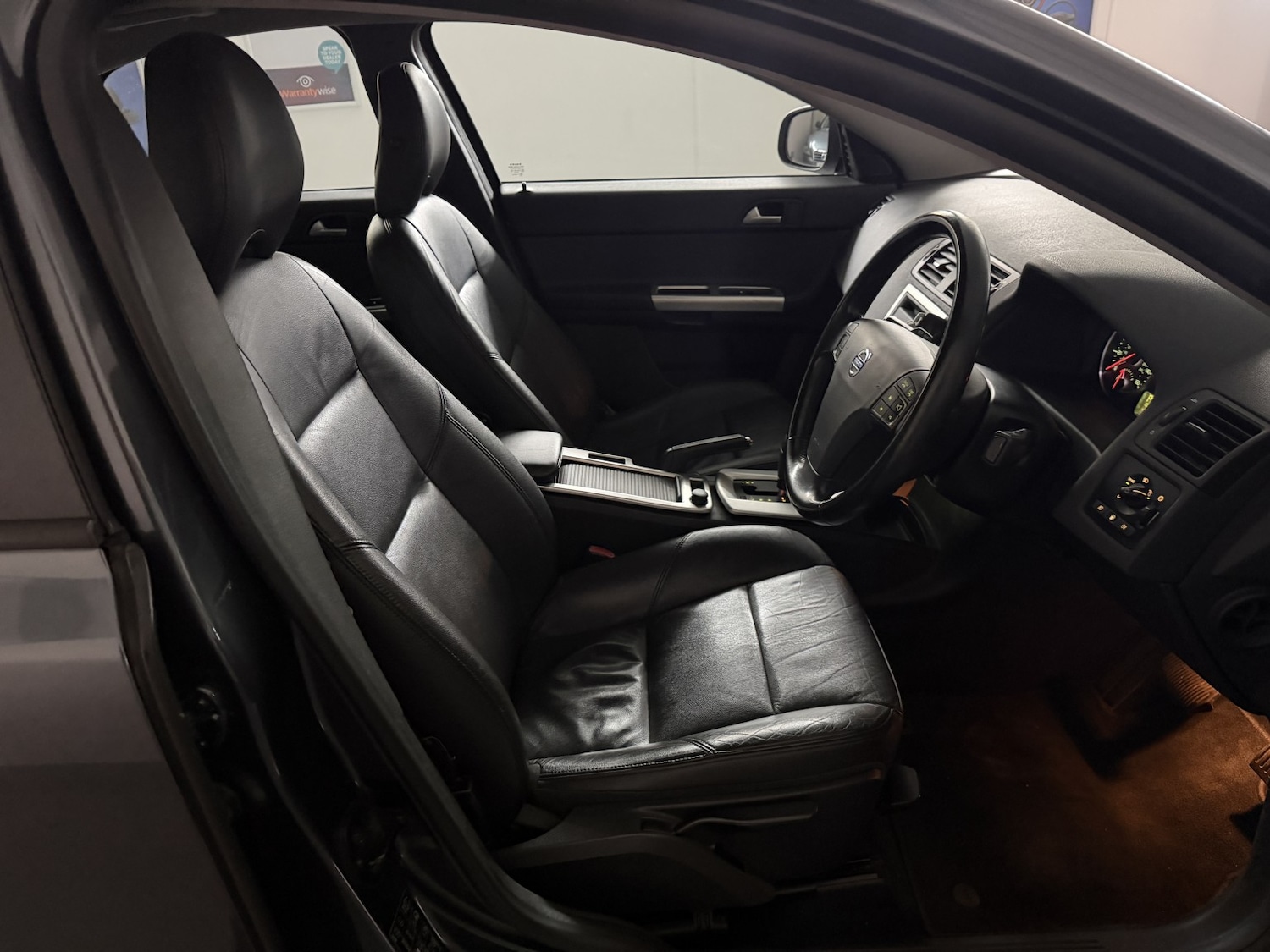 Used Volvo S40 2011 for sale - 76497575: Photo 17