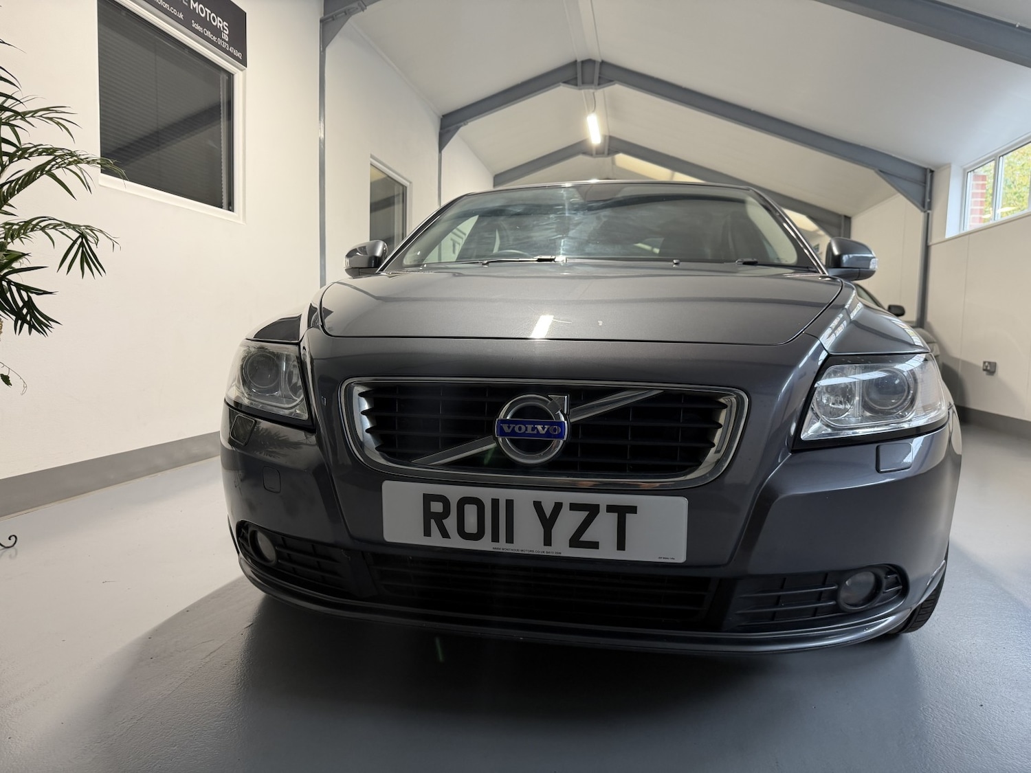 Used Volvo S40 2011 for sale - 76497575: Photo 8