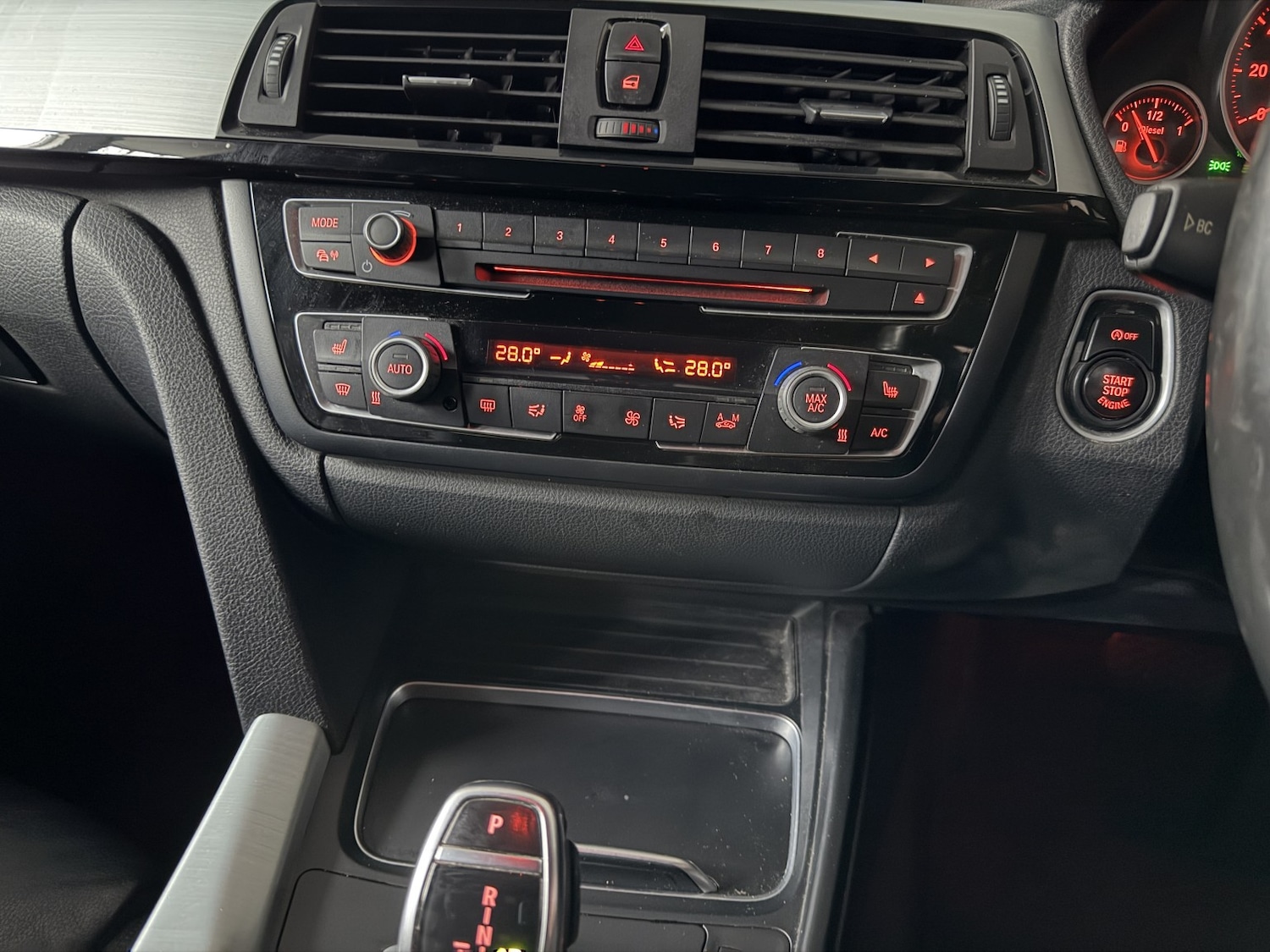 Used BMW 4 Series 2016 for sale - 77632510: Photo 27