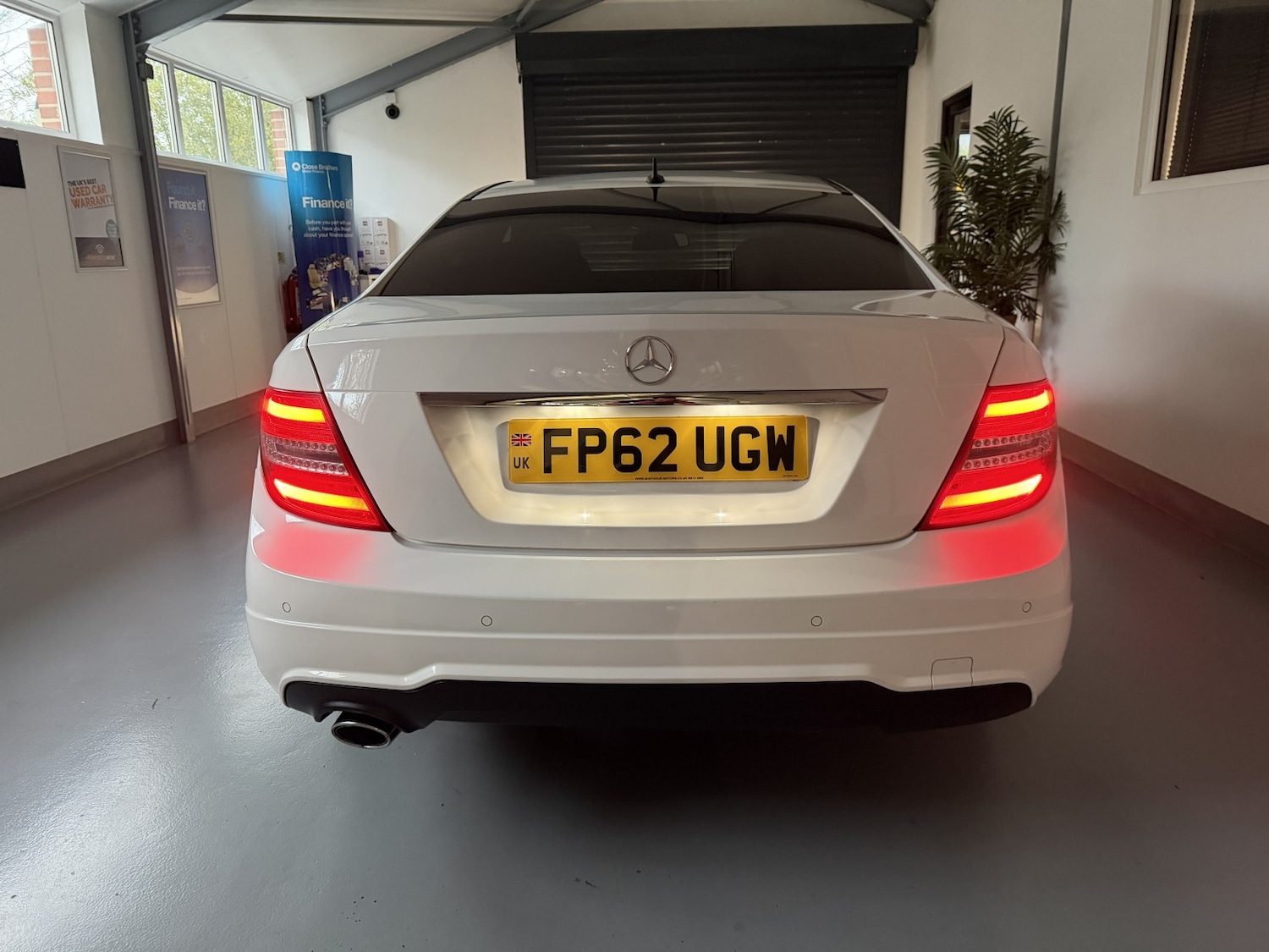 Used Mercedes-Benz C Class 2012 for sale - 76547797: Photo 19