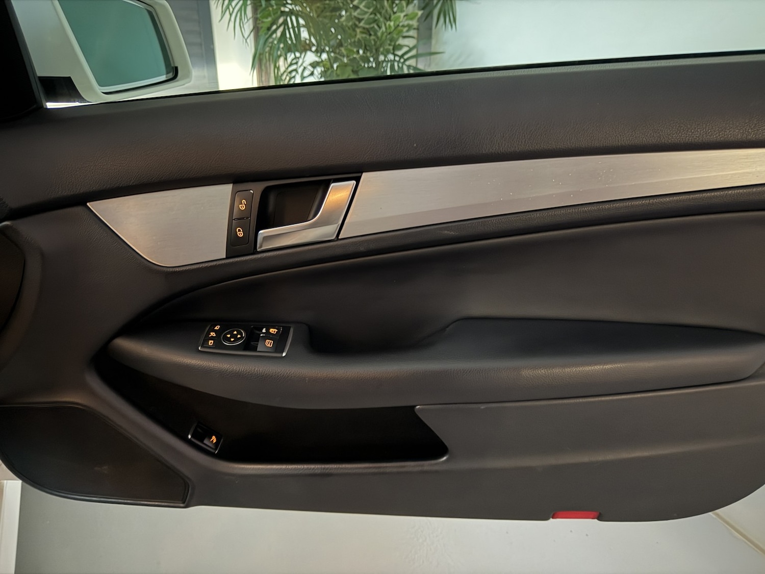 Used Mercedes-Benz C Class 2012 for sale - 76547797: Photo 29