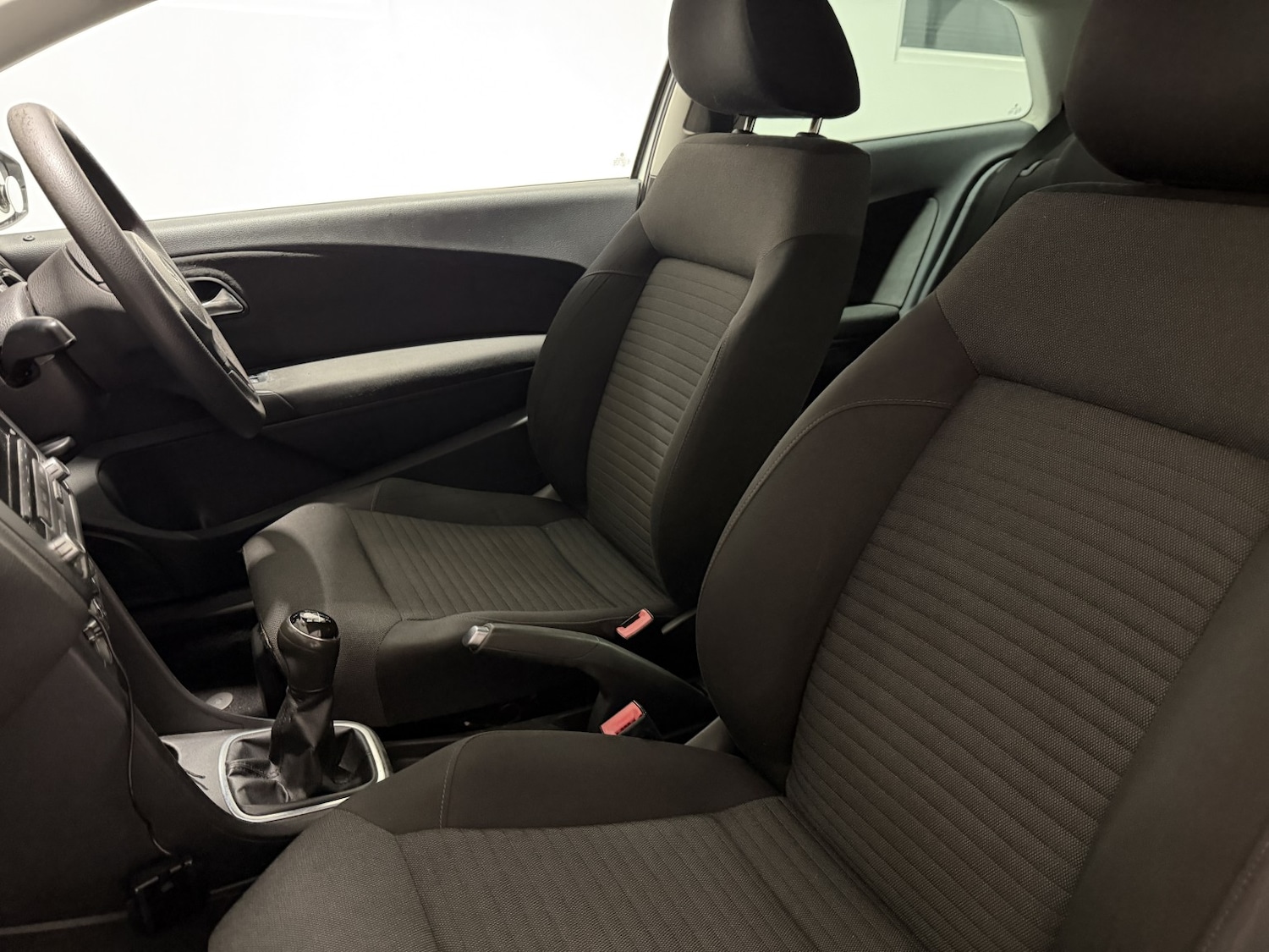 Used Volkswagen Polo 2012 for sale - 76924410: Photo 12