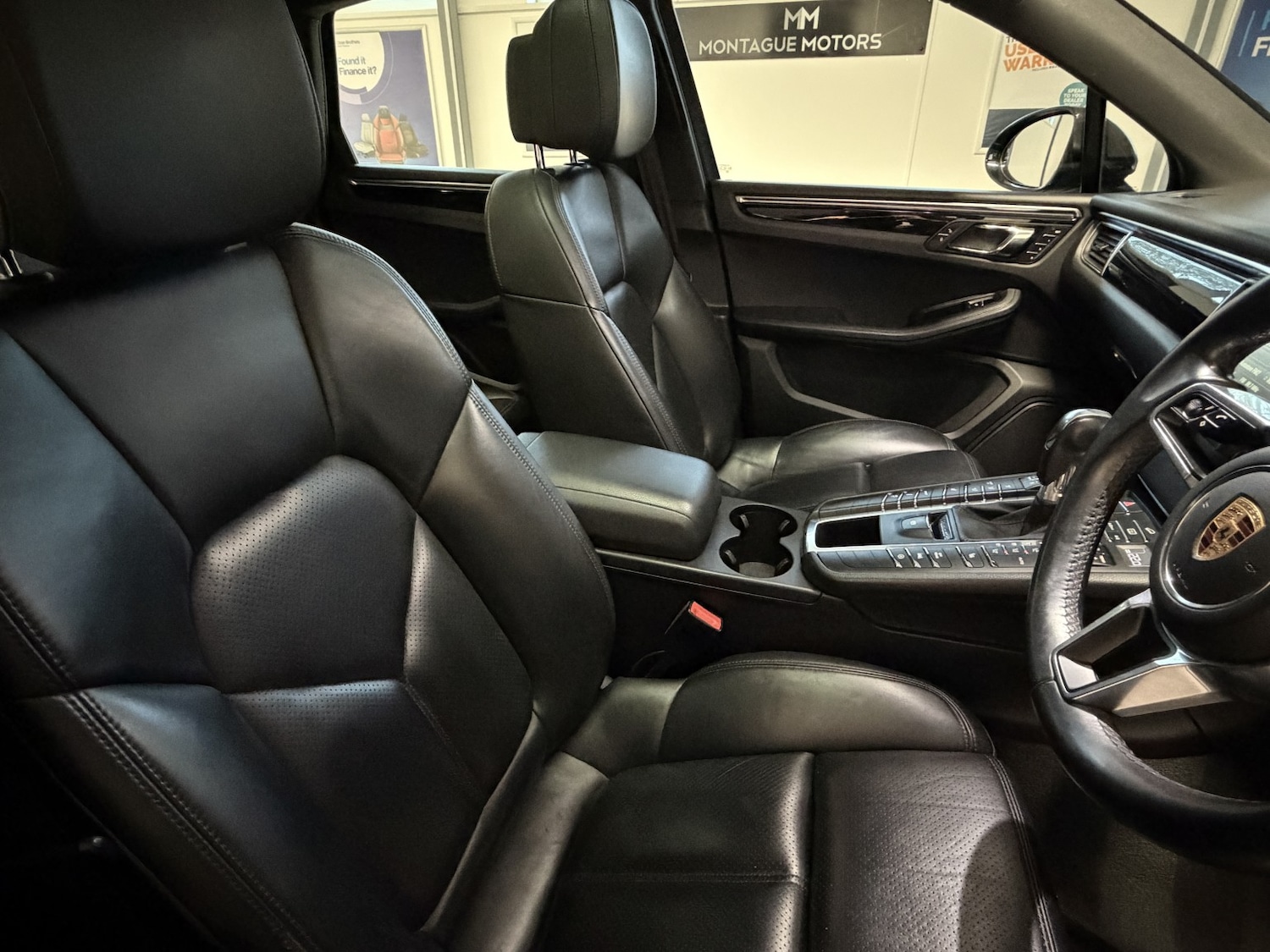 Used Porsche Macan 2015 for sale - 77521960: Photo 22