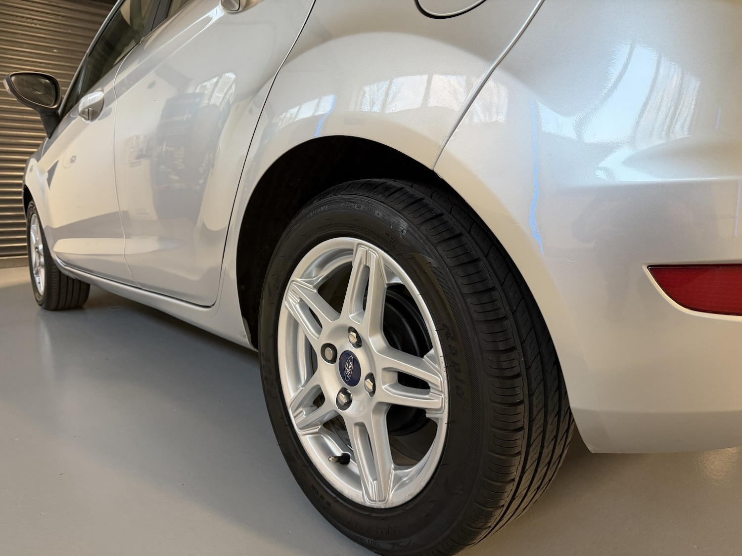 Used Ford Fiesta 2013 for sale - 76673301: Photo 10