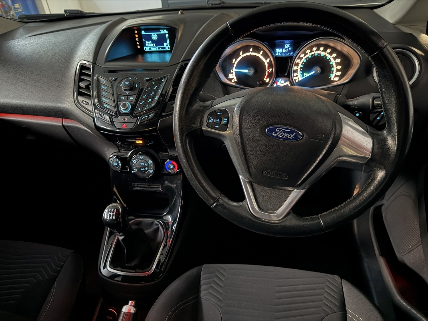 Used Ford Fiesta 2013 for sale - 76673301: Photo 17