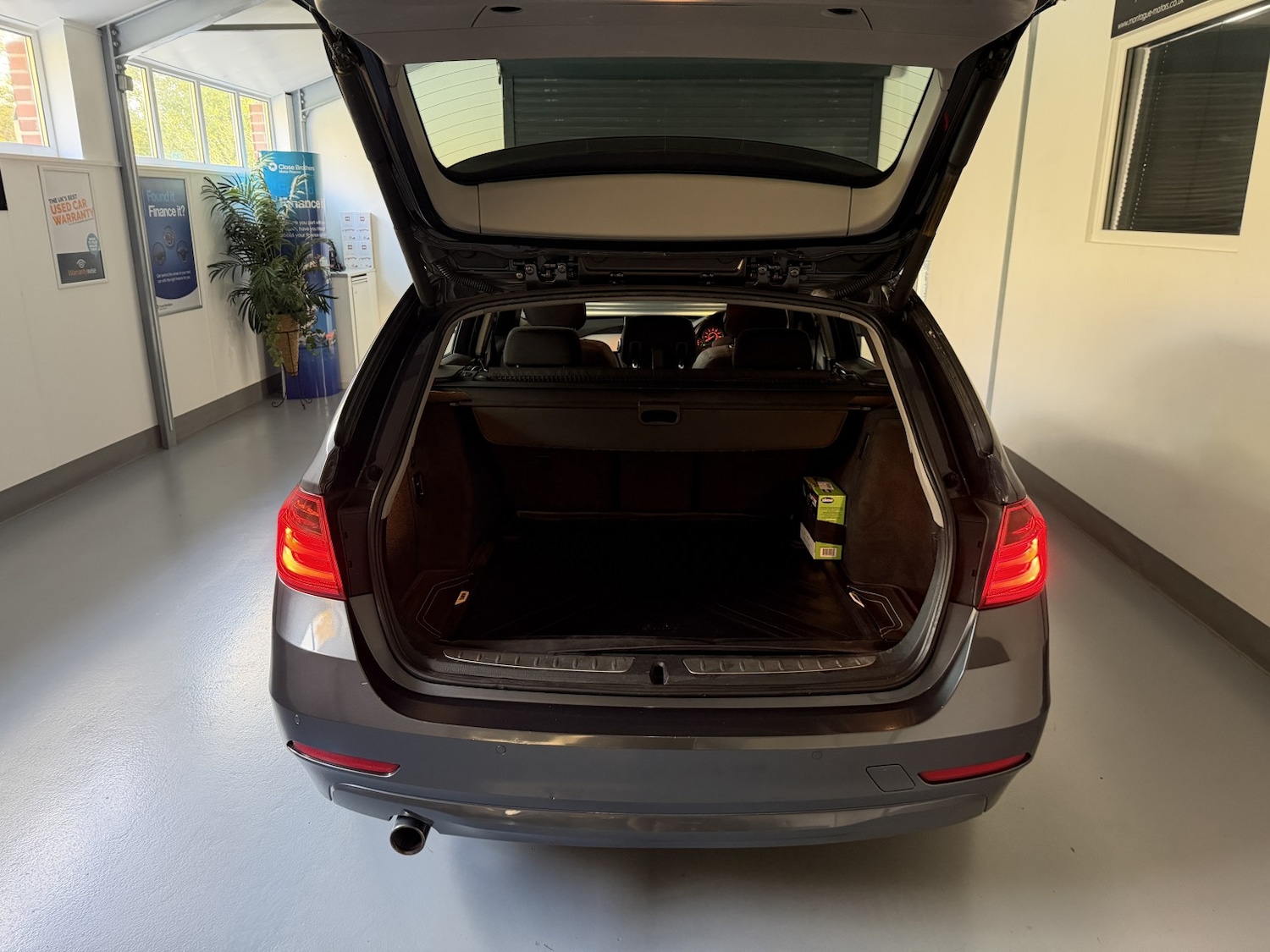 Used BMW 3 Series 2013 for sale - 77595270: Photo 28