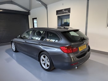Used BMW 3 Series 2013 for sale - 77595270: Photo
