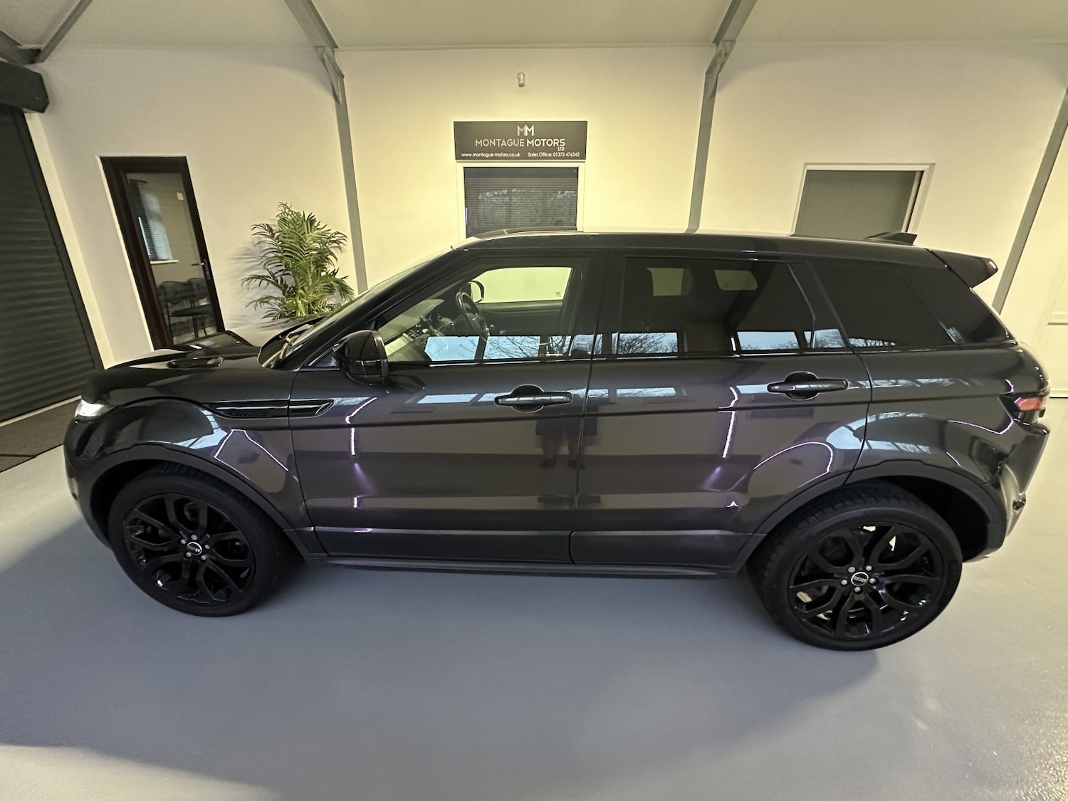 Used Land Rover Range Rover Evoque 2017 for sale - 76618775: Photo 3