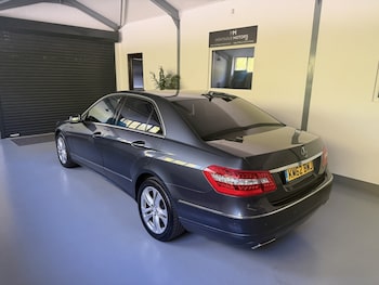 Used Mercedes-Benz E Class 2012 for sale - 79386225: Photo