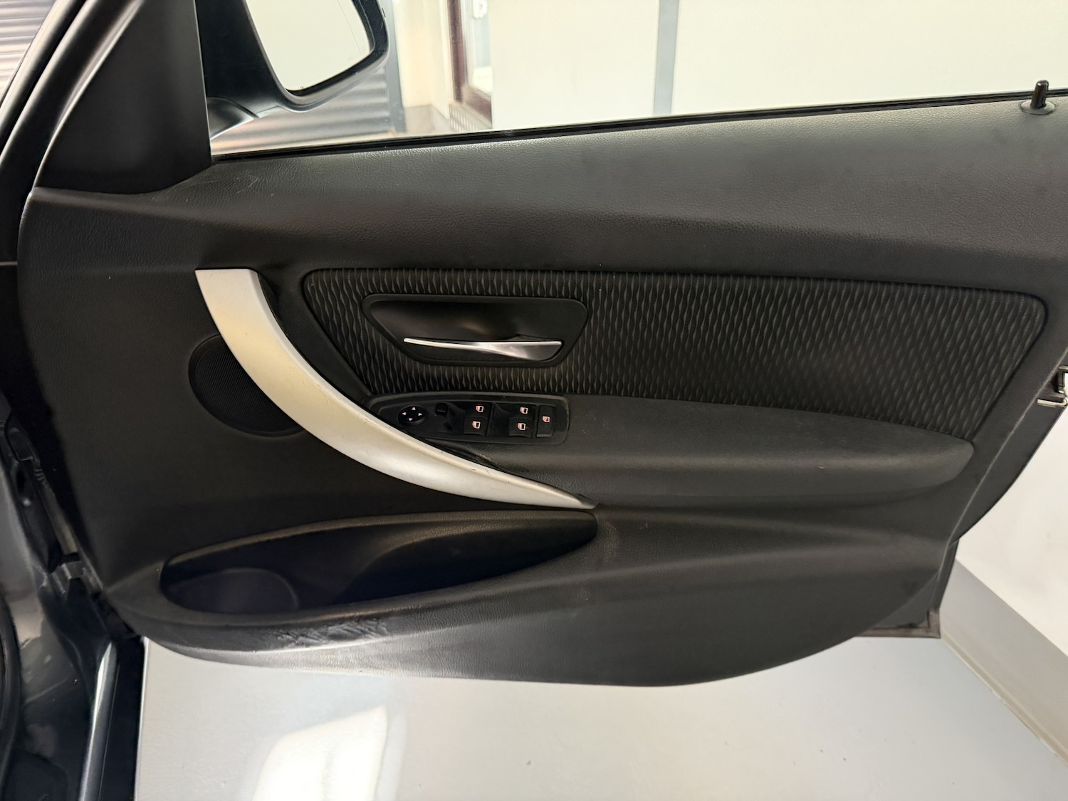 Used BMW 3 Series 2013 for sale - 76455463: Photo 23