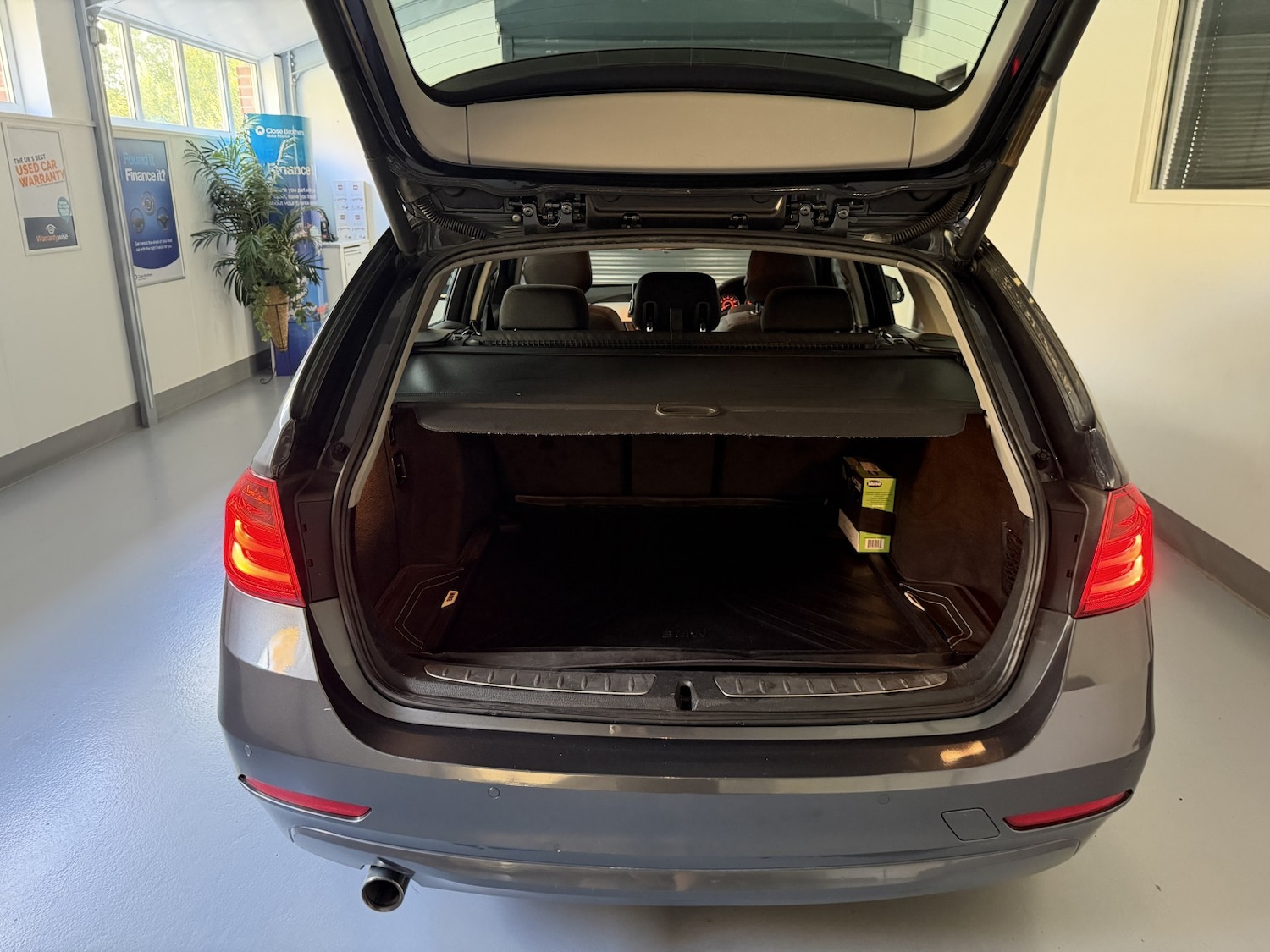 Used BMW 3 Series 2013 for sale - 76455463: Photo 29