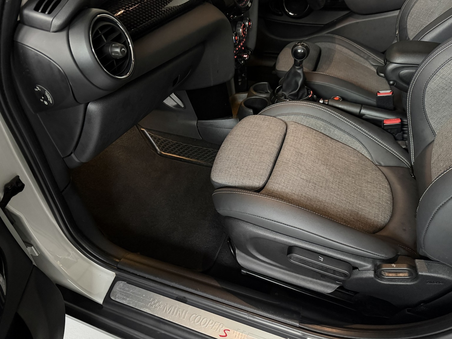 Used MINI Hatch 2016 for sale - 77632458: Photo 23