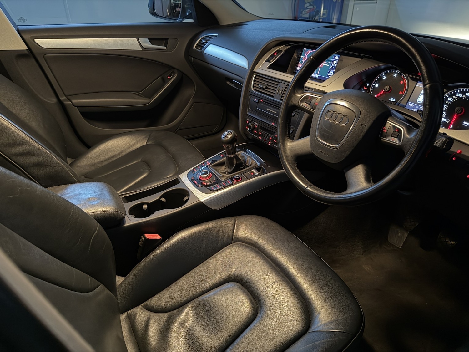 Used Audi A4 Avant 2012 for sale - 76673274: Photo 17