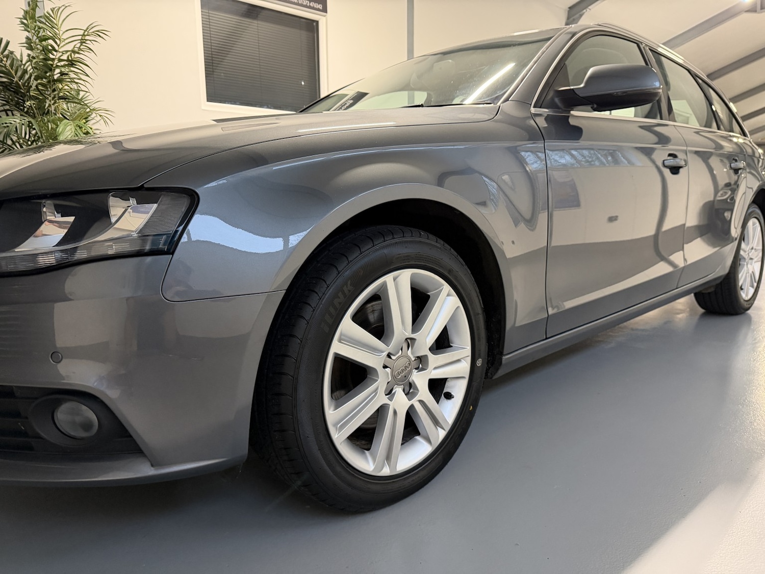 Used Audi A4 Avant 2012 for sale - 76673274: Photo 9