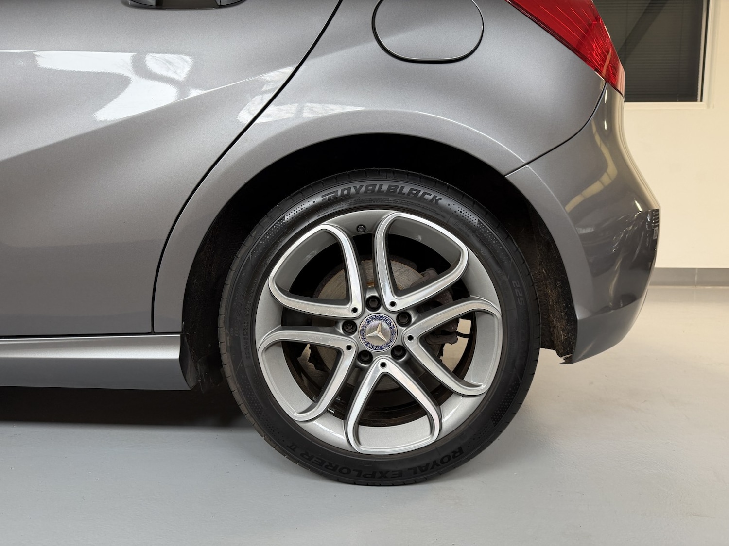 Used Mercedes-Benz A-Class 2015 for sale - 77522110: Photo 13