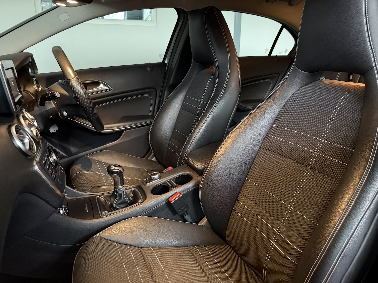 Used Mercedes-Benz A-Class 2015 for sale - 77522110: Photo 24