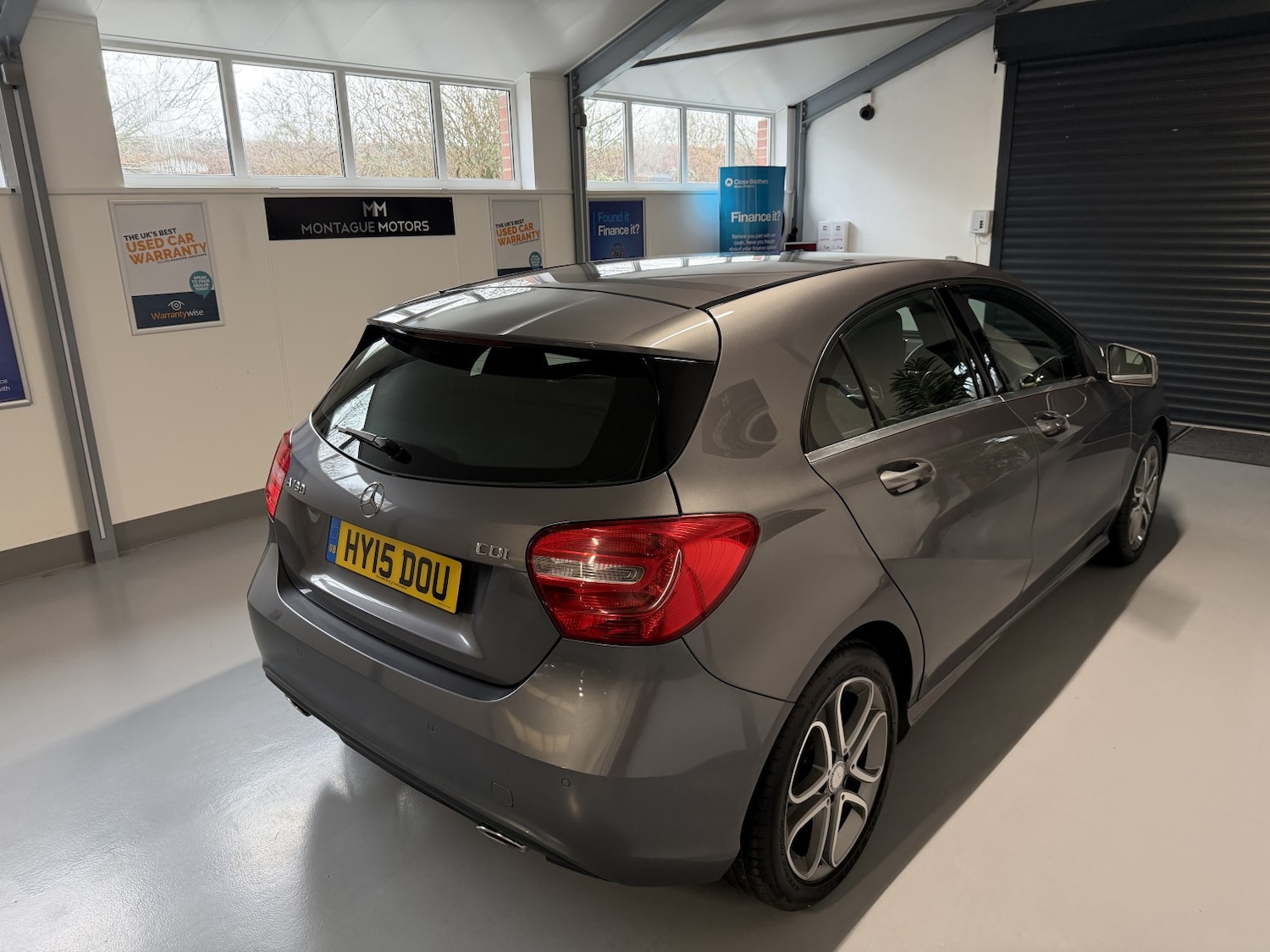 Used Mercedes-Benz A-Class 2015 for sale - 77522110: Photo 5